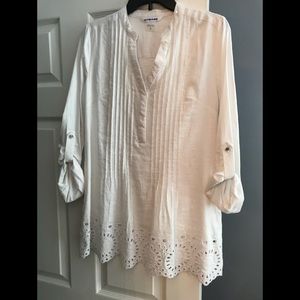 Peter Nygard blouse. Cute white!  Size S